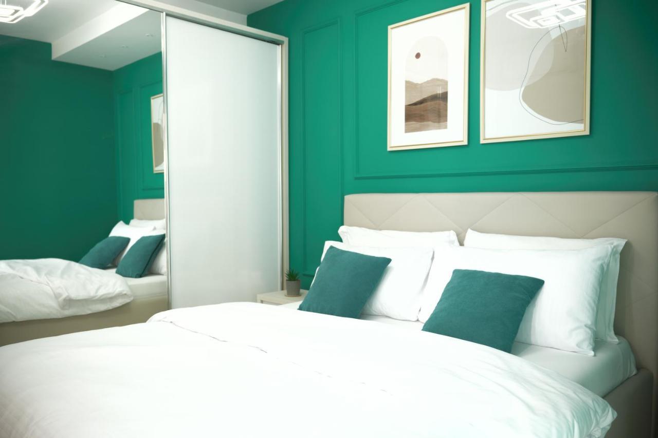Train Station Modern App - The Nest Apartamento